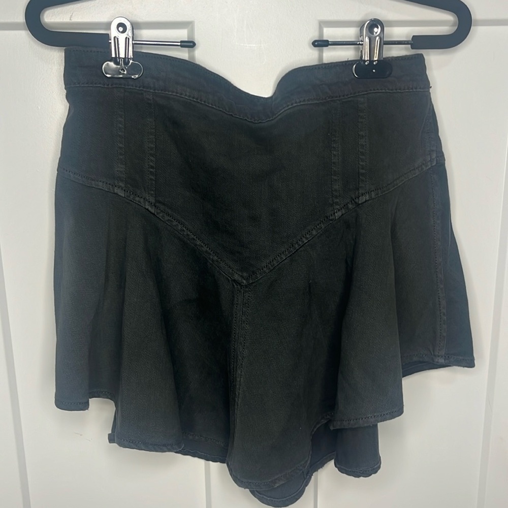 Arie soft denim pendulum skirt size medium